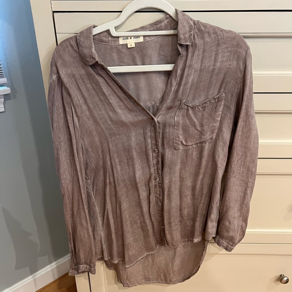 Light tan, cloth and stone, button down top, light material, very soft, EUC
